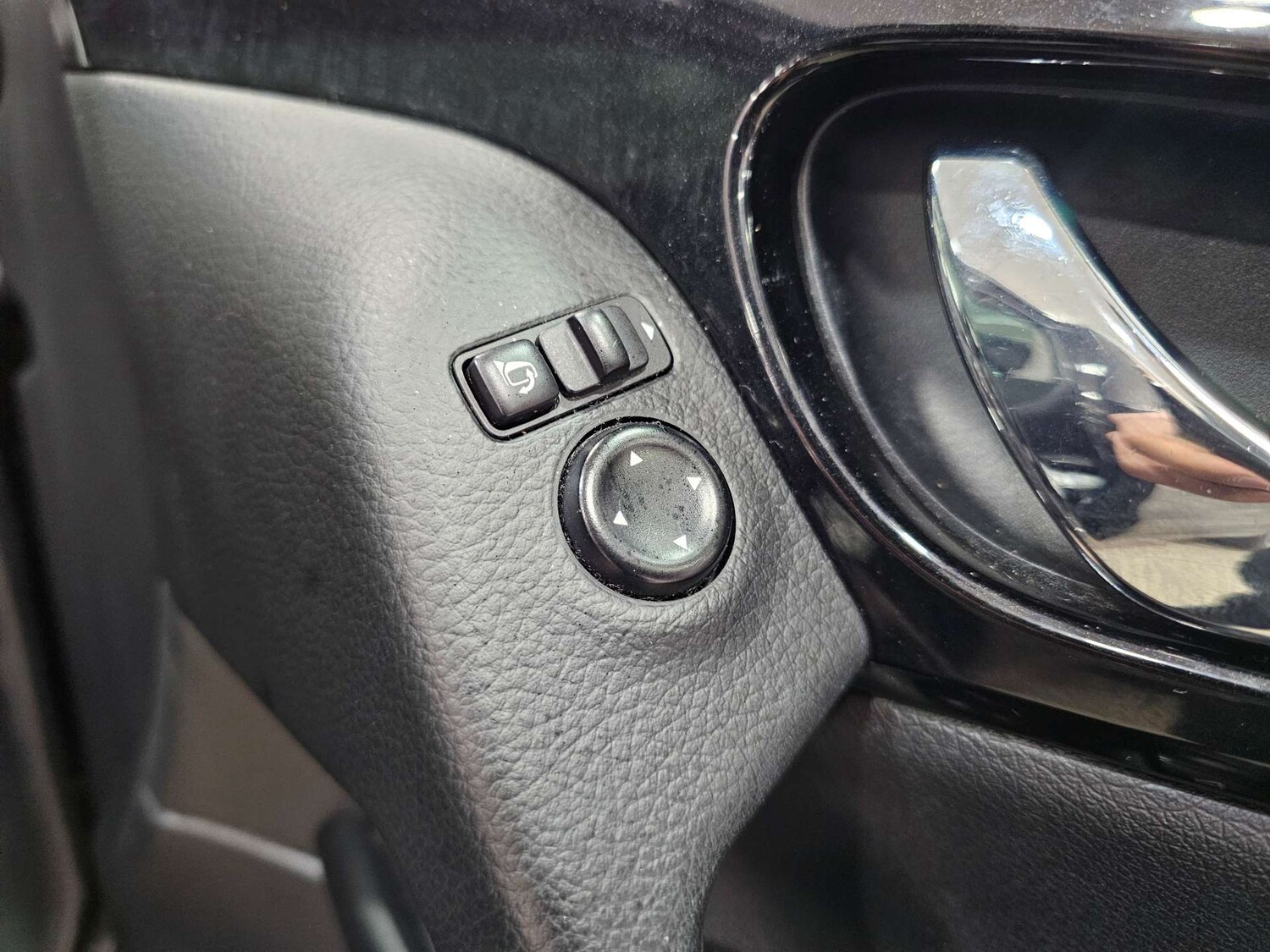 Used Nissan Qashqai 2016 for sale - 77805503: Photo 52