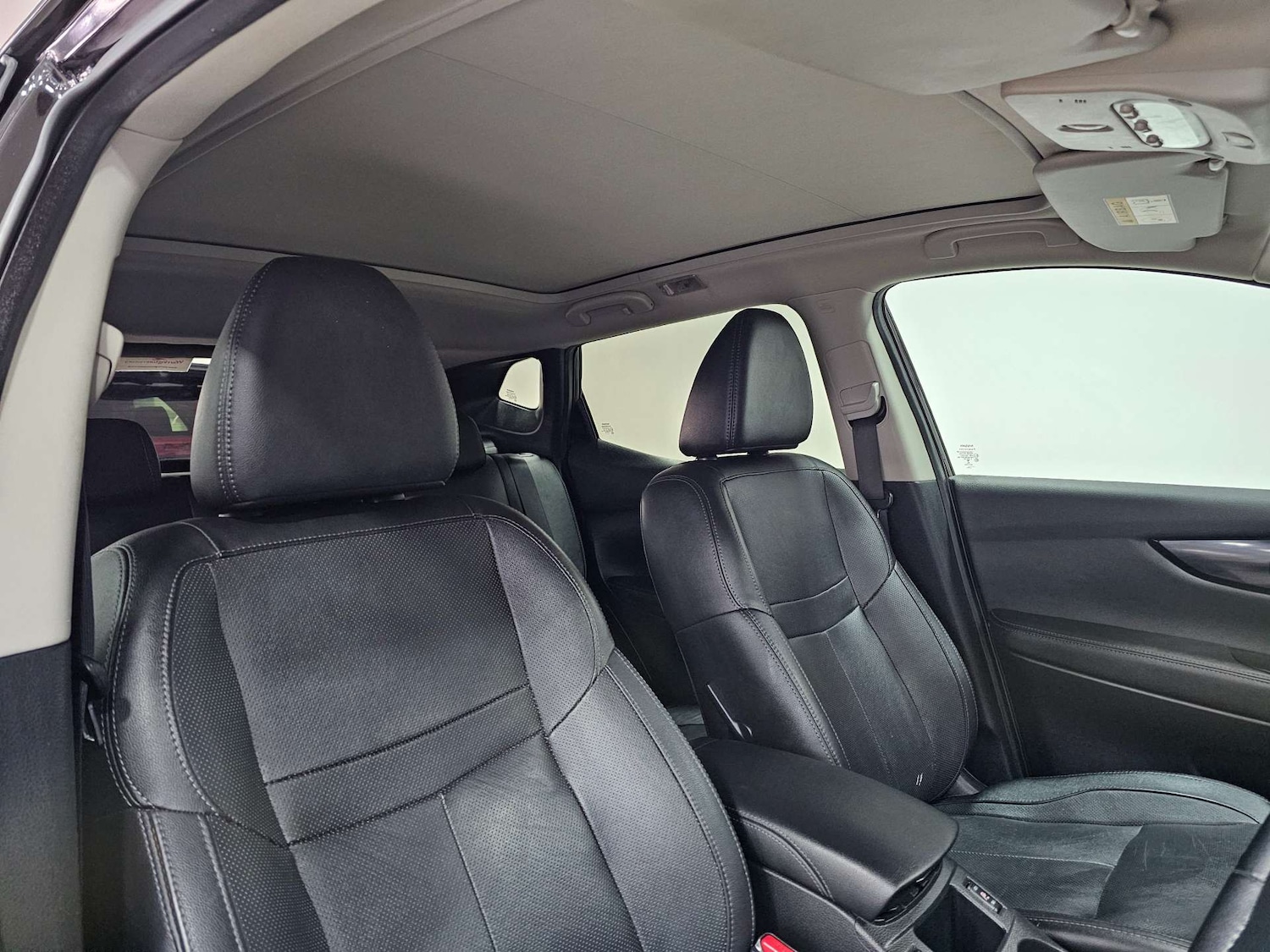 Used Nissan Qashqai 2016 for sale - 77805503: Photo 54