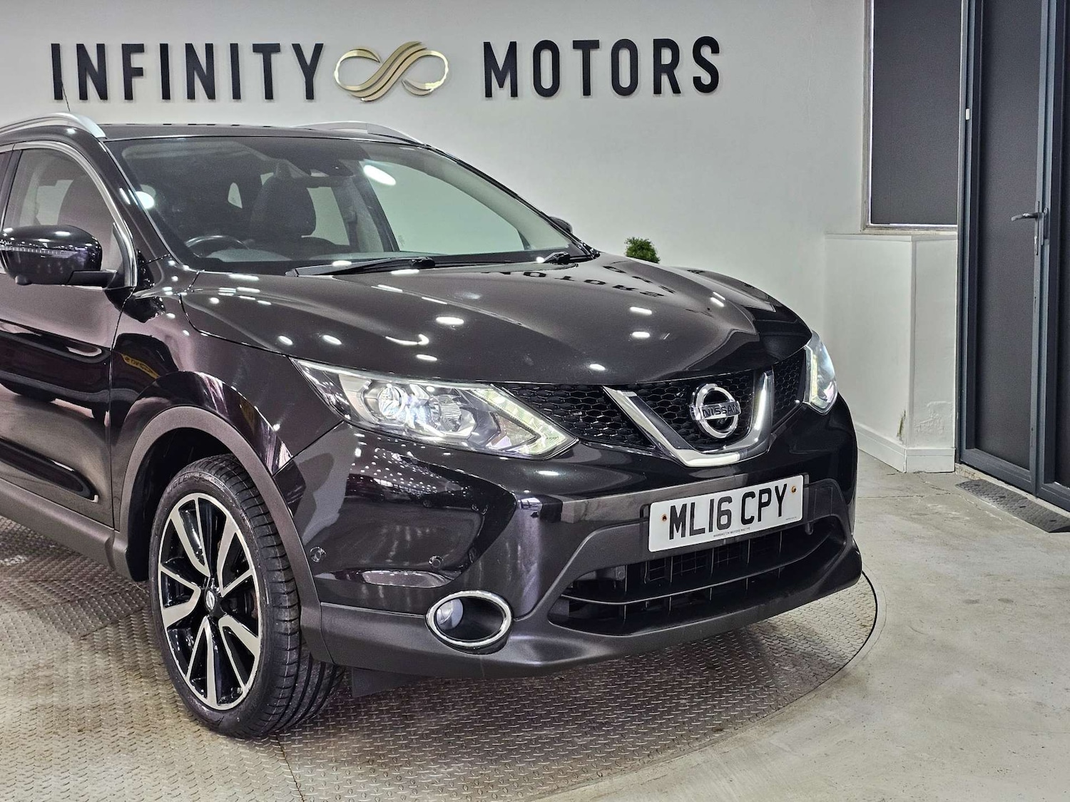 Used Nissan Qashqai 2016 for sale - 77805503: Photo 6