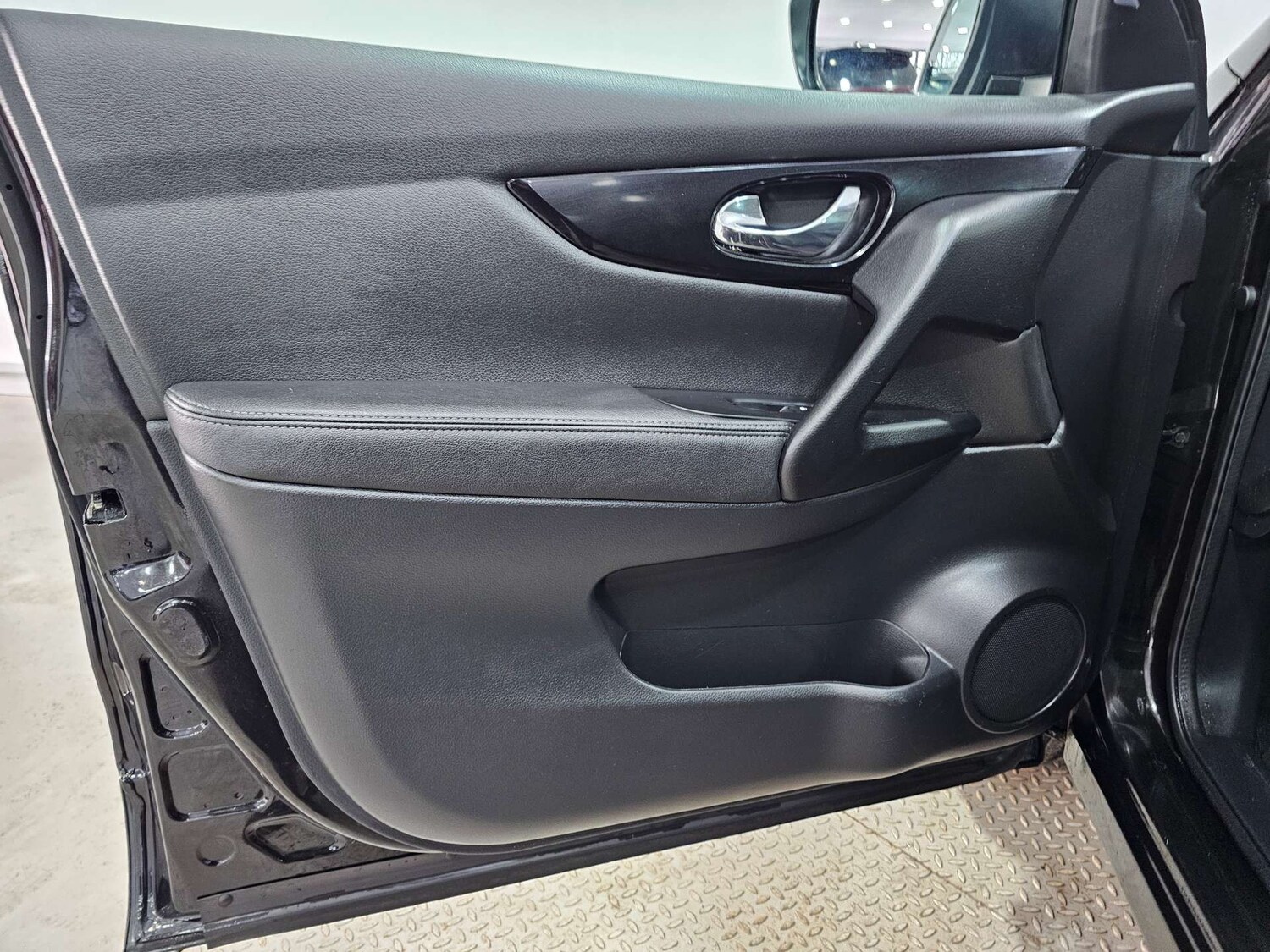 Used Nissan Qashqai 2016 for sale - 77805503: Photo 93