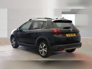 Used Peugeot 2008 2018 for sale - 79240000: Photo