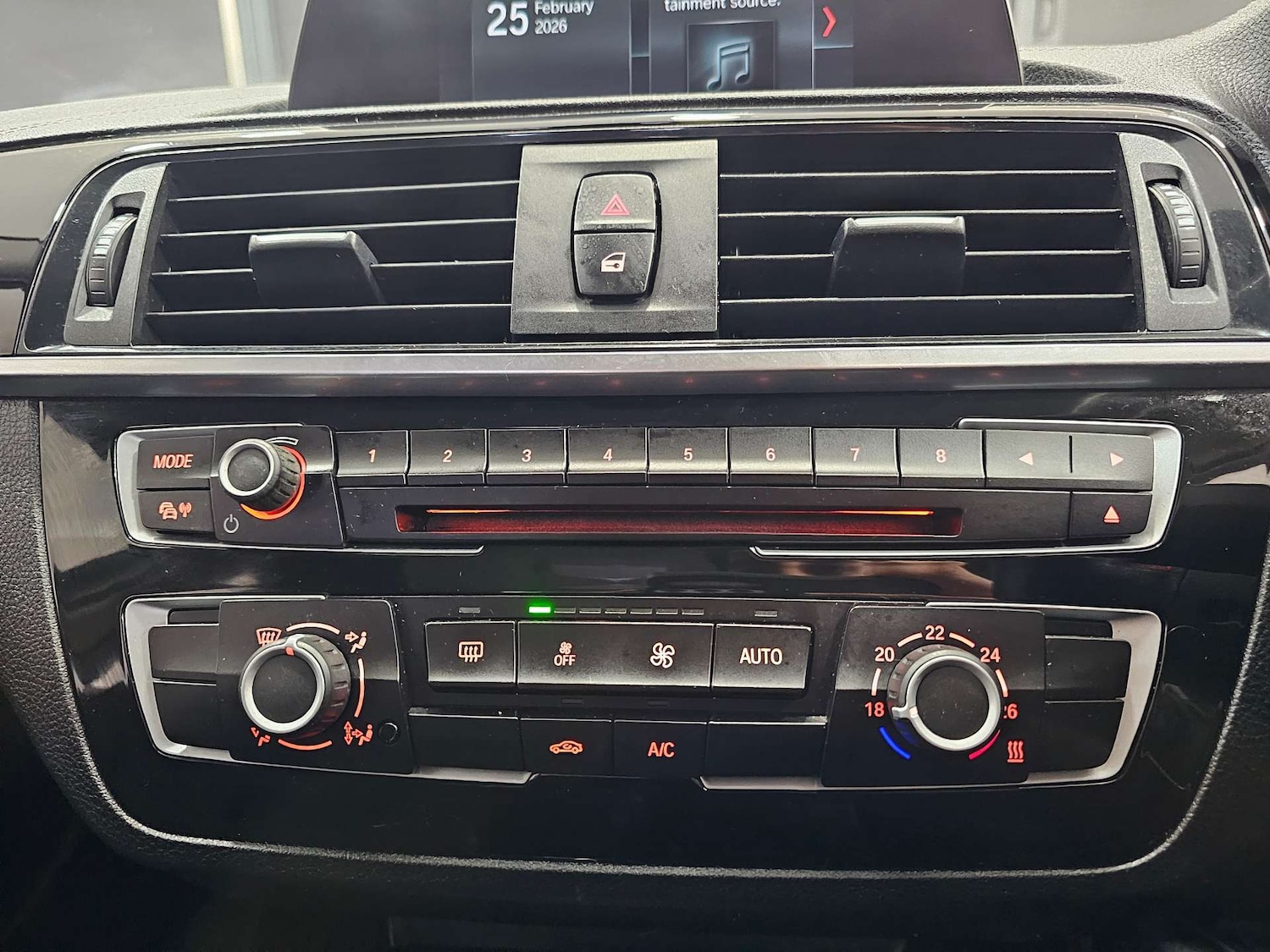 Used BMW 1 Series 2018 for sale - 77406156: Photo 15