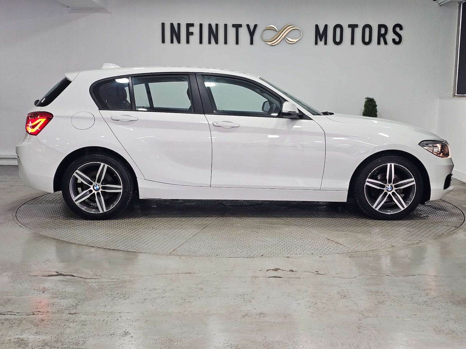 Used BMW 1 Series 2018 for sale - 77406156: Photo 32