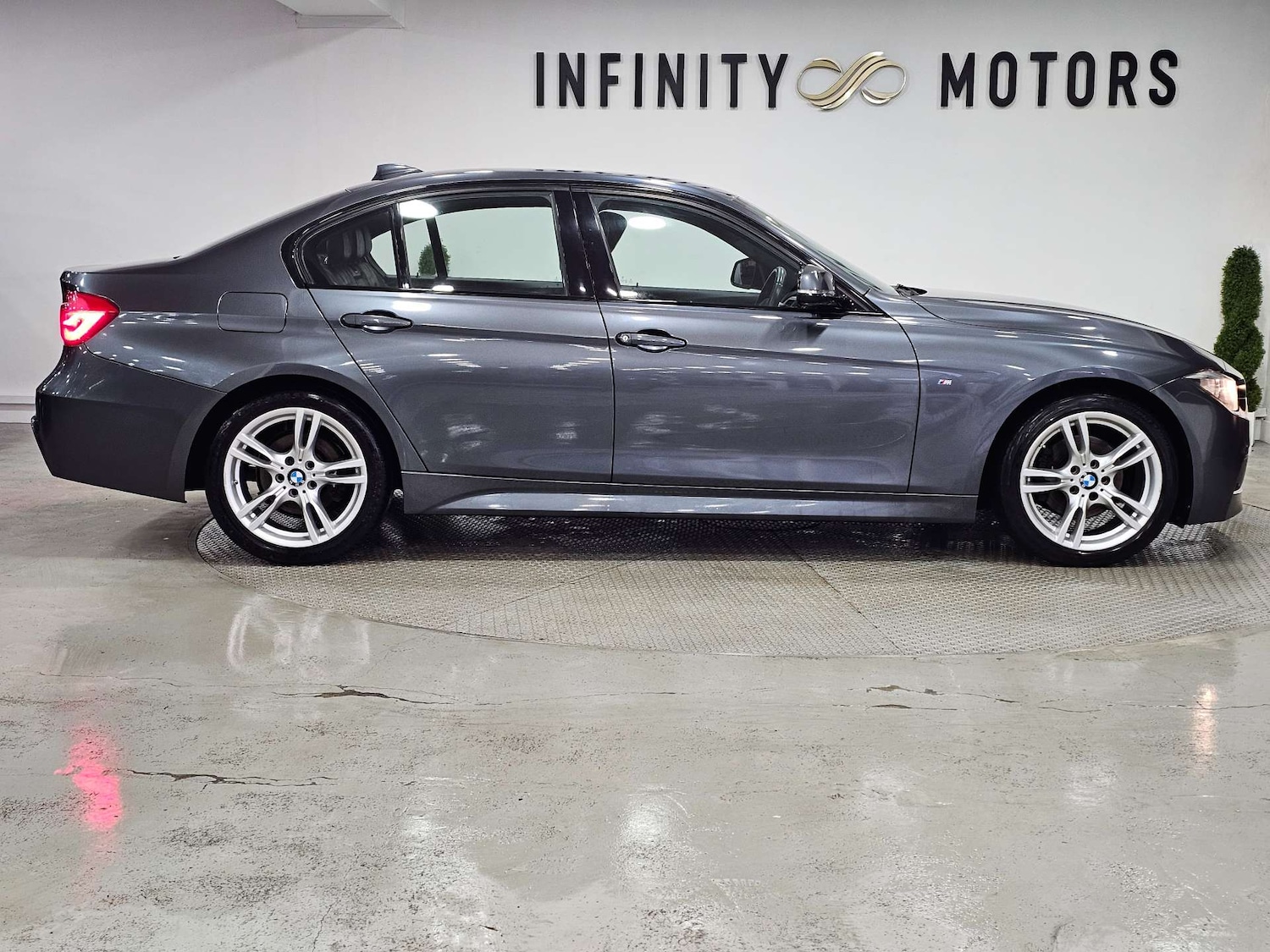 Used BMW 3 Series 2015 for sale - 77139221: Photo 23