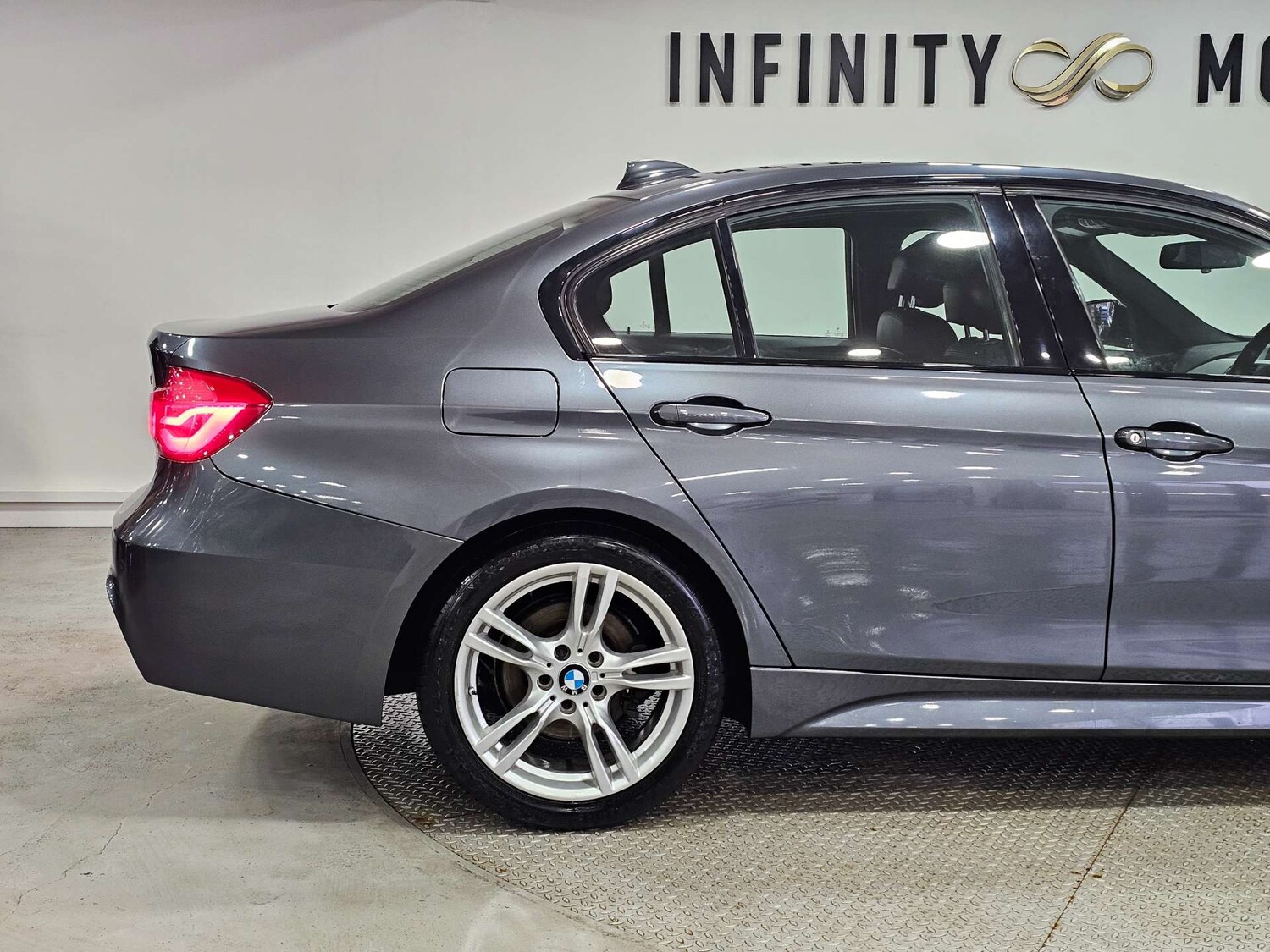 Used BMW 3 Series 2015 for sale - 77139221: Photo 25