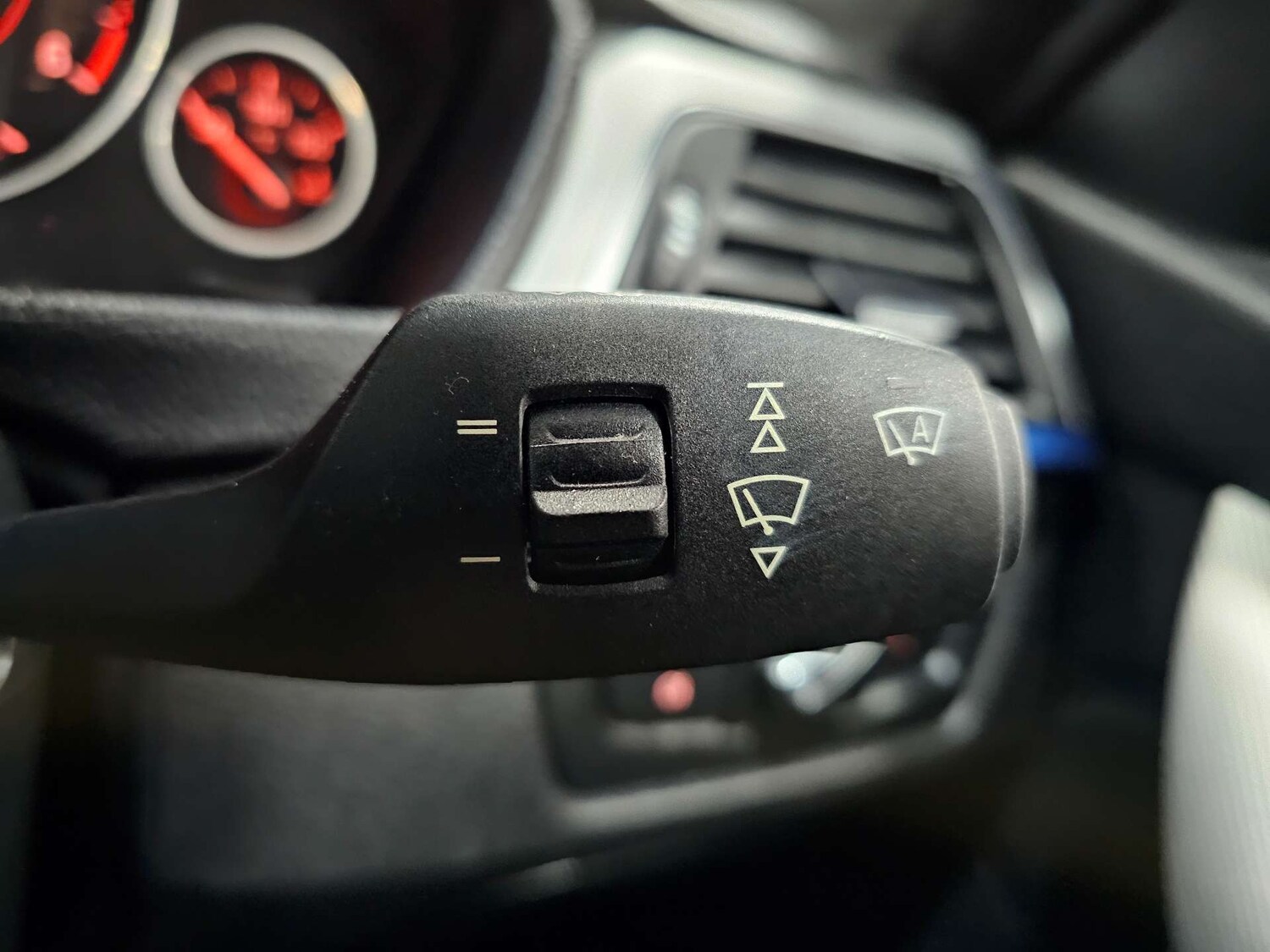 Used BMW 3 Series 2015 for sale - 77139221: Photo 42