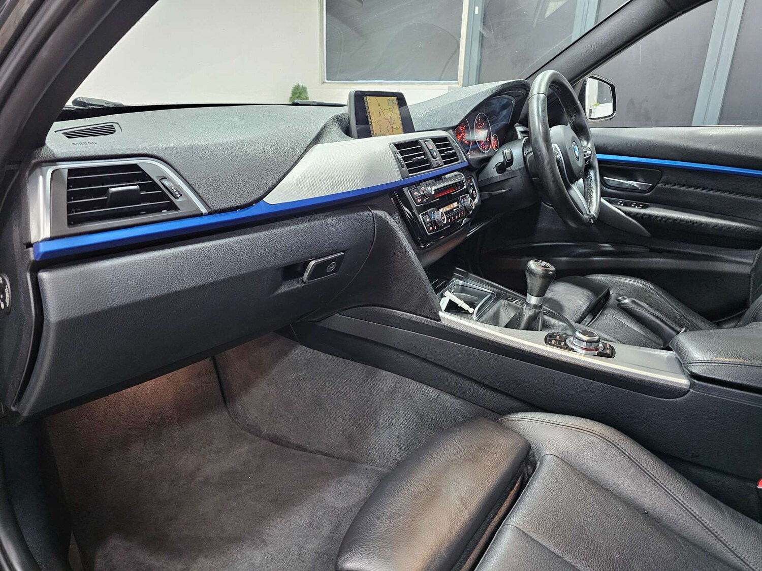 Used BMW 3 Series 2015 for sale - 77139221: Photo 77