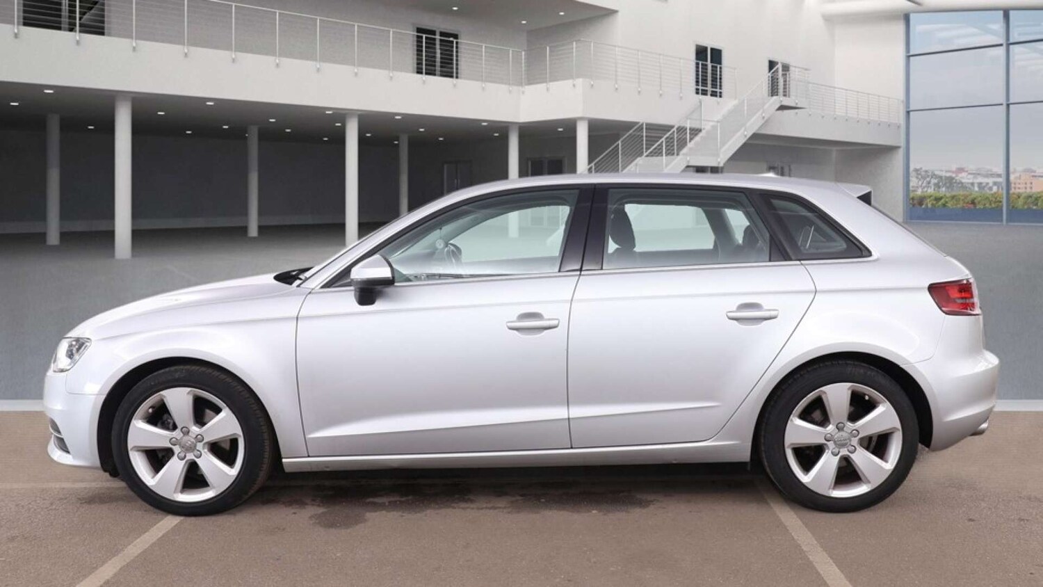 Used Audi A3 2014 for sale - 77920606: Photo 8