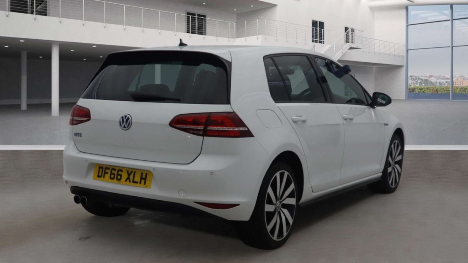 Used Volkswagen Golf 2016 for sale - 77571370: Photo 5