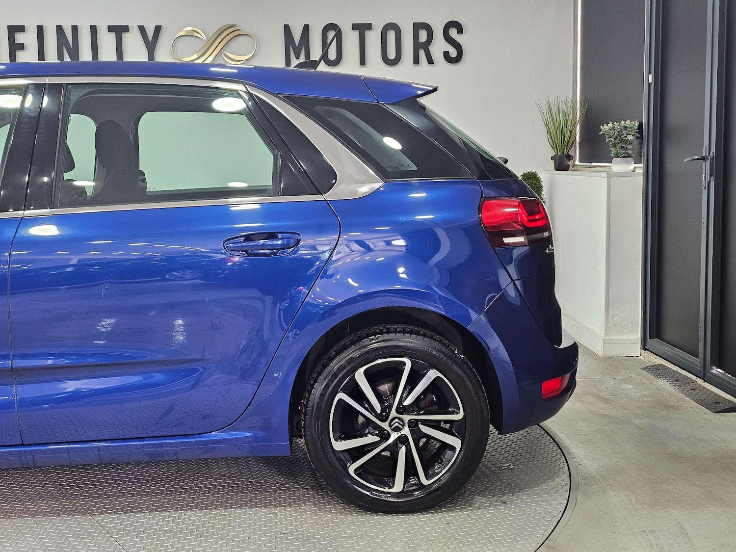 Used Citroen C4 Picasso 2017 for sale - 76972324: Photo 21