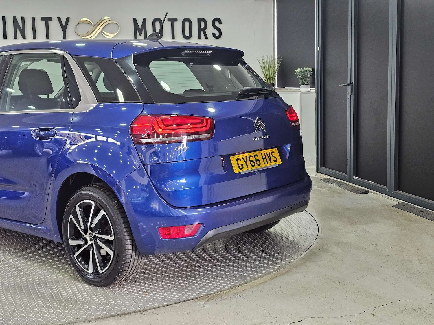 Used Citroen C4 Picasso 2017 for sale - 76972324: Photo 28