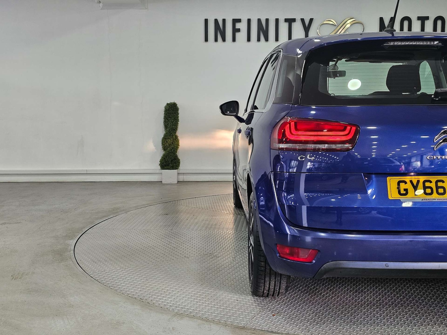 Used Citroen C4 Picasso 2017 for sale - 76972324: Photo 31