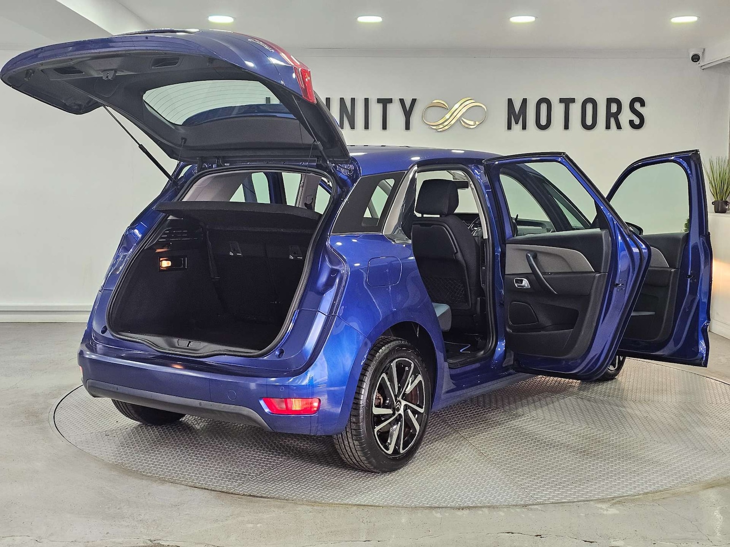 Used Citroen C4 Picasso 2017 for sale - 76972324: Photo 49