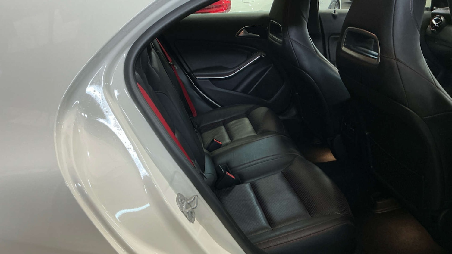 Used Mercedes-Benz A-Class 2015 for sale - 77643205: Photo 11