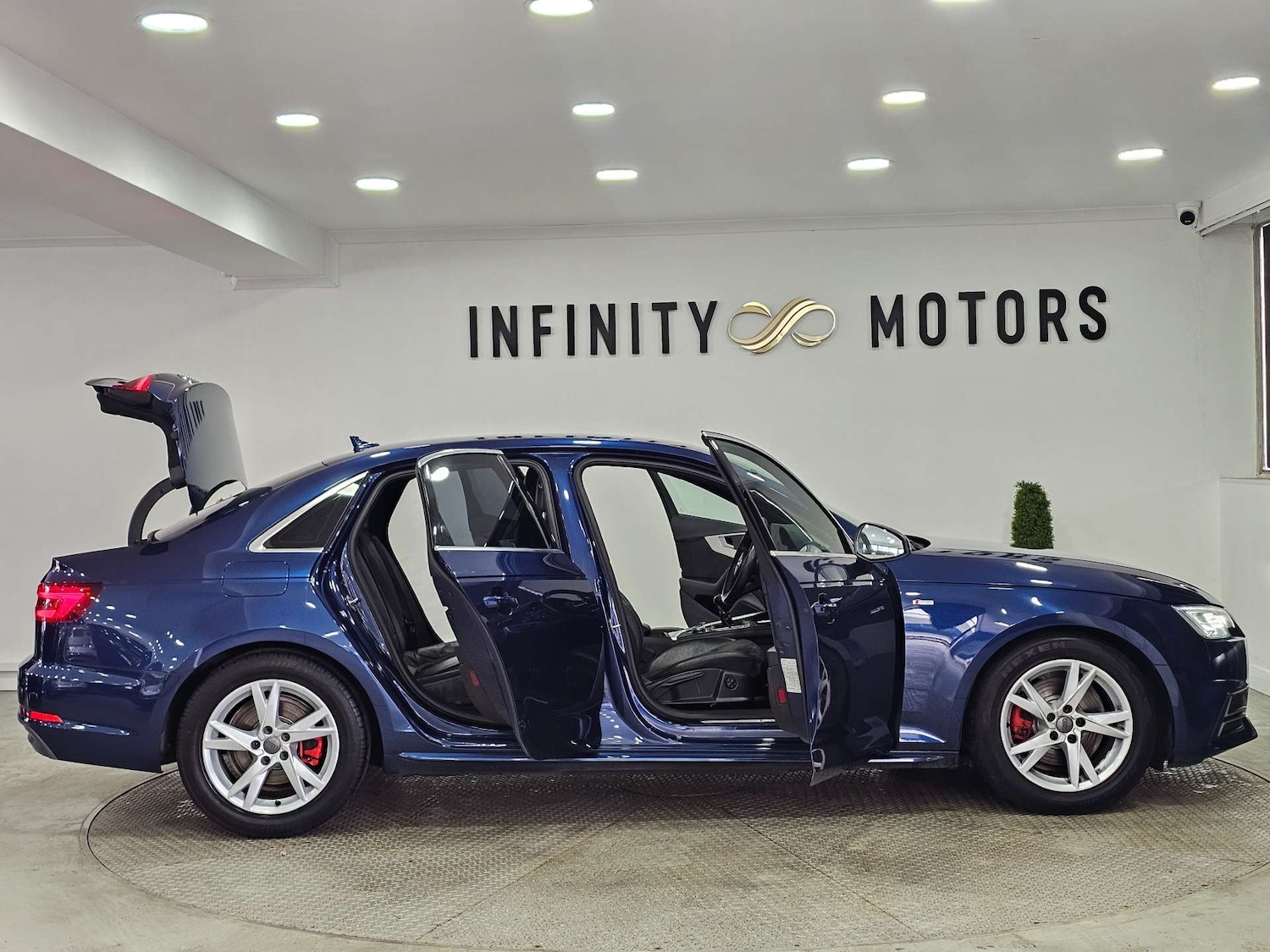 Used Audi A4 2018 for sale - 77483014: Photo 35