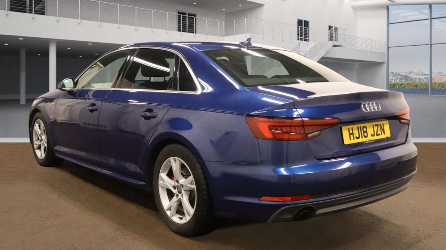 Used Audi A4 2018 for sale - 77483014: Photo 4