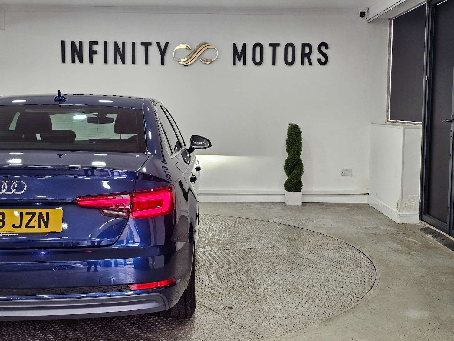 Used Audi A4 2018 for sale - 77483014: Photo 50