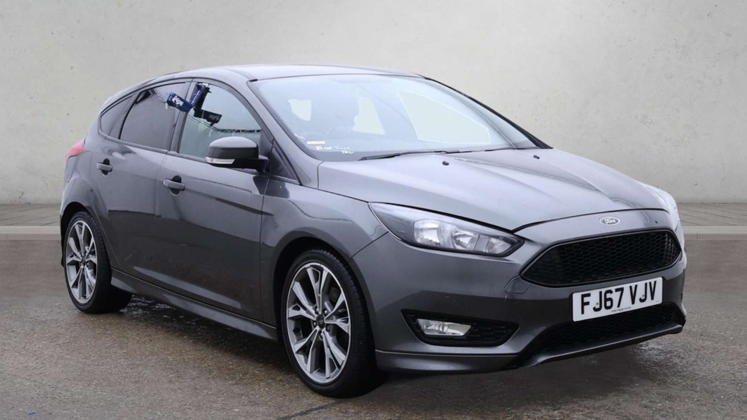 Used Ford Focus 2017 for sale - 76972466: Photo 1