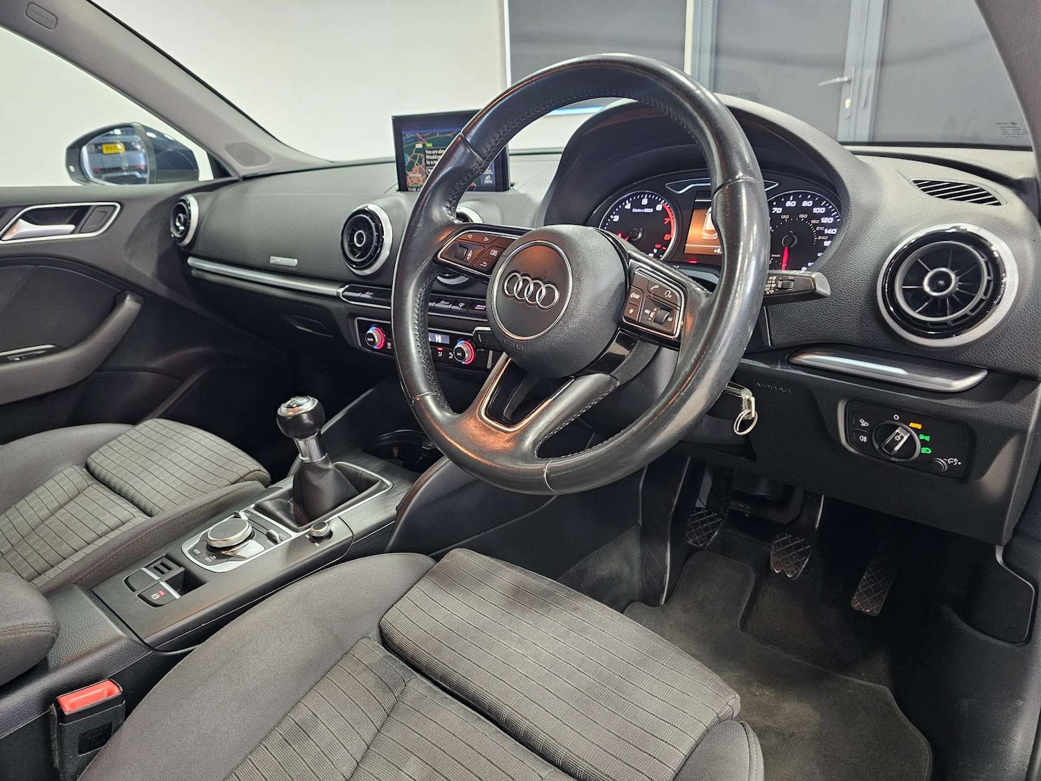 Used Audi A3 2016 for sale - 76972433: Photo 5