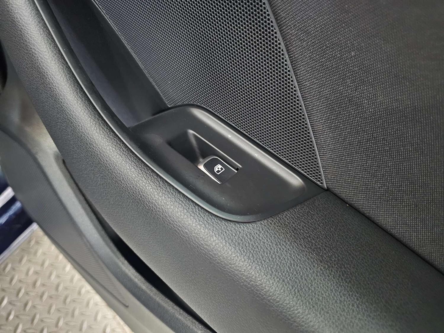 Used Audi A3 2016 for sale - 76972433: Photo 77