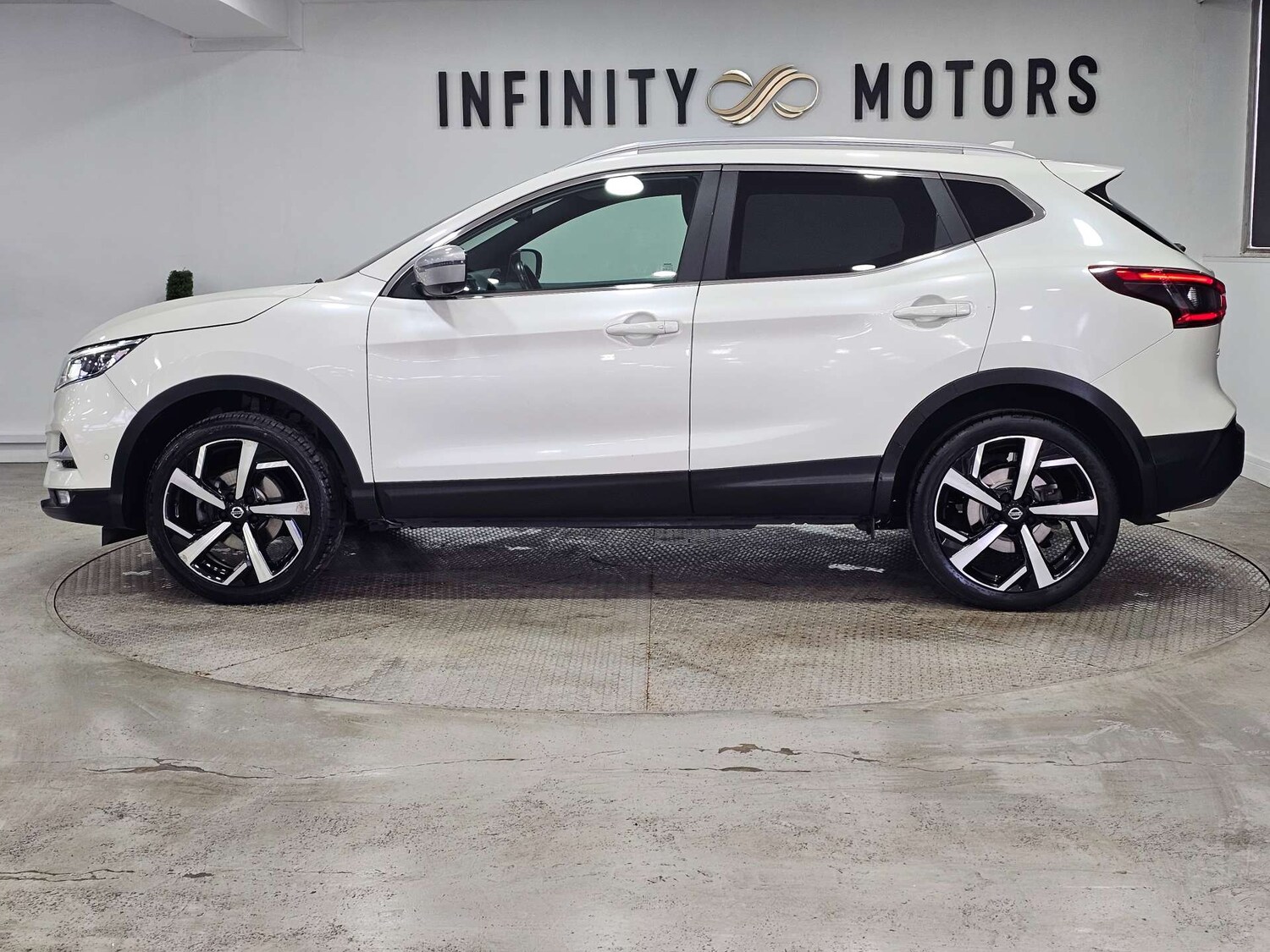 Used Nissan Qashqai 2018 for sale - 77594820: Photo 19