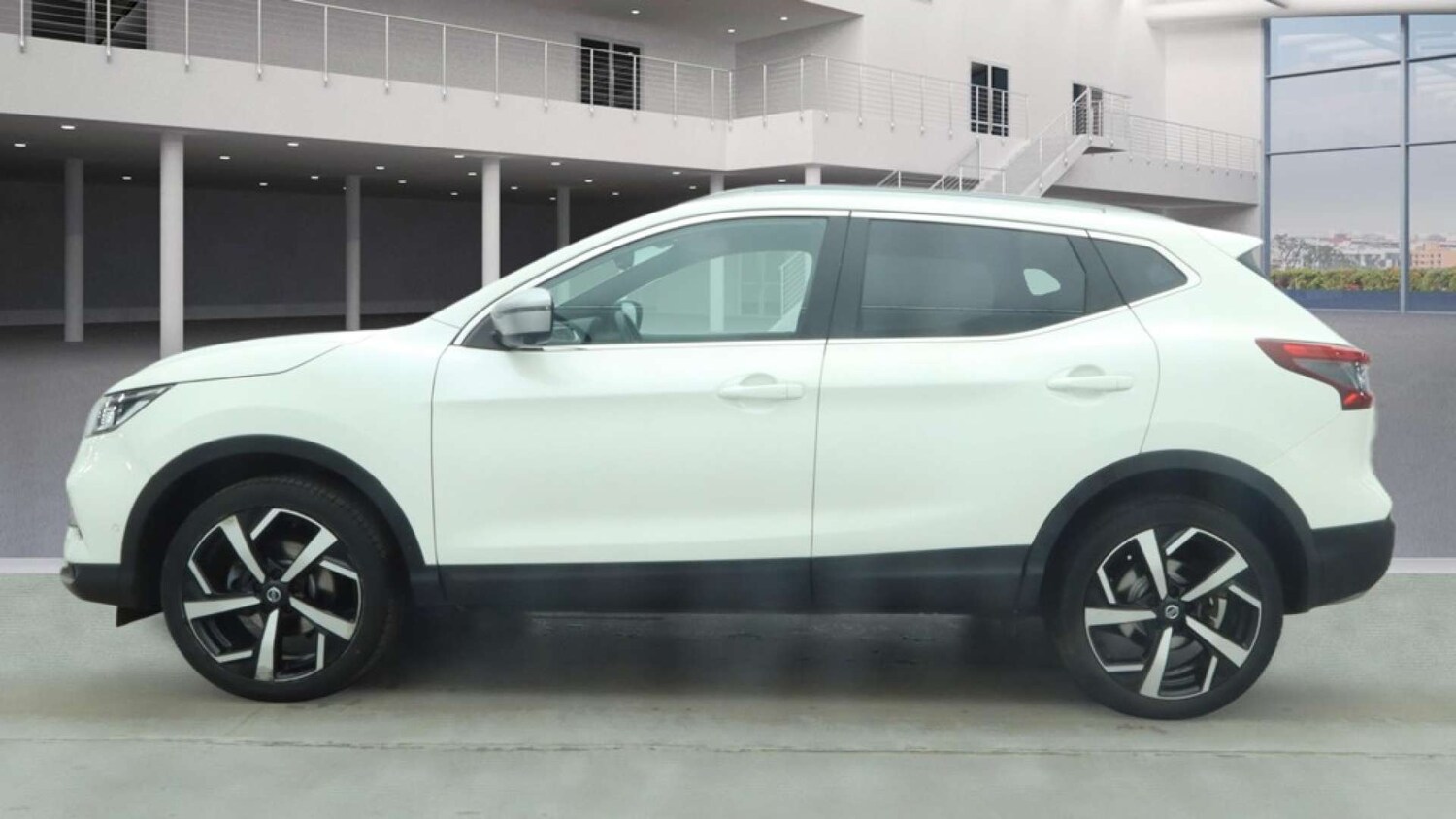 Used Nissan Qashqai 2018 for sale - 77594820: Photo 8