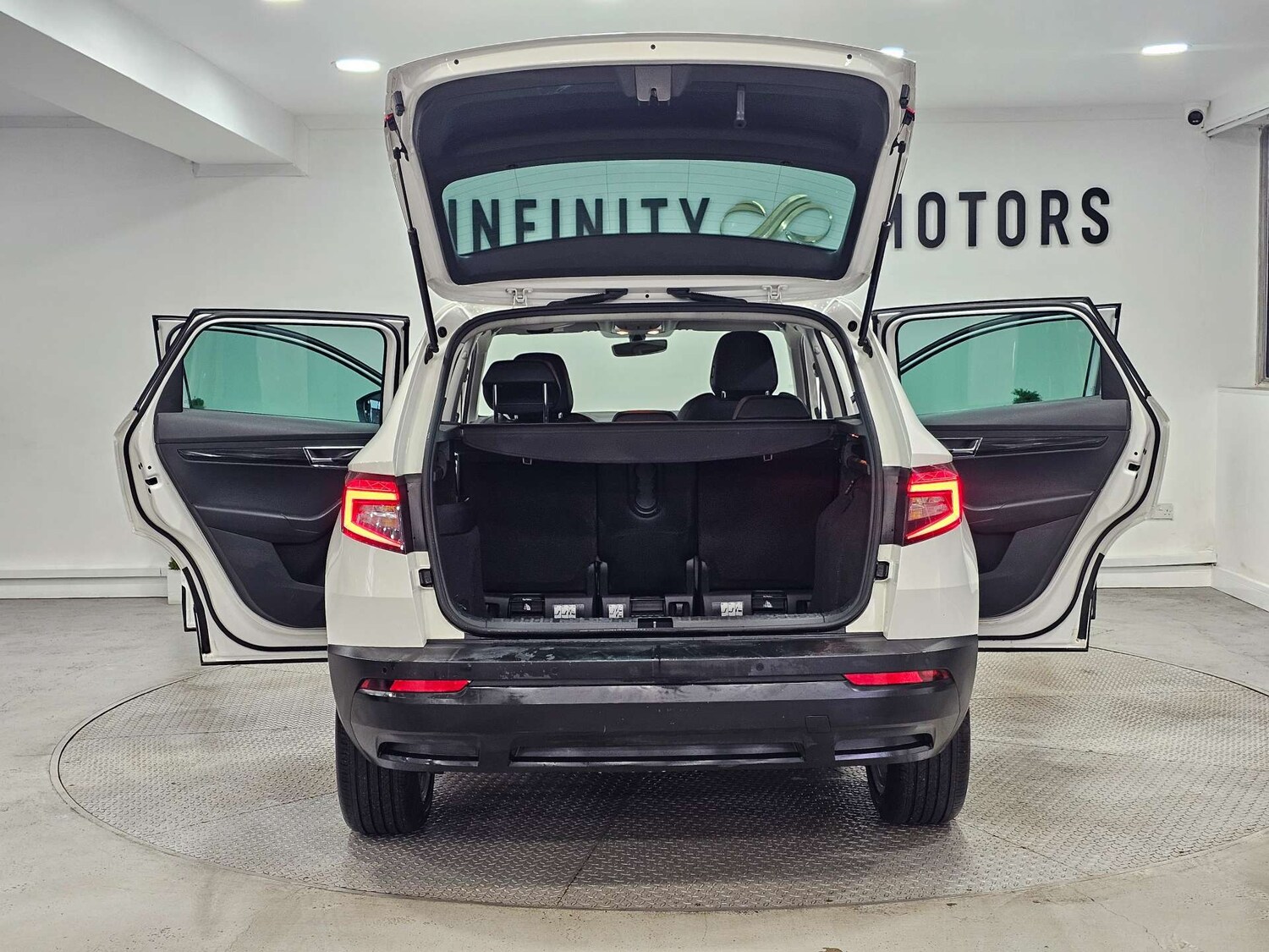 Used Skoda Karoq 2018 for sale - 77408942: Photo 49