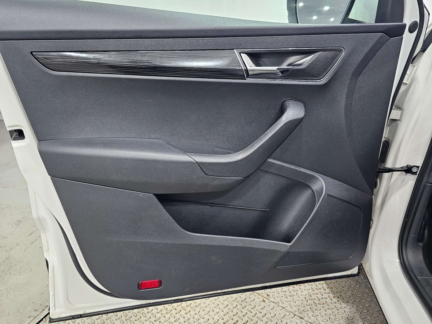 Used Skoda Karoq 2018 for sale - 77408942: Photo 88