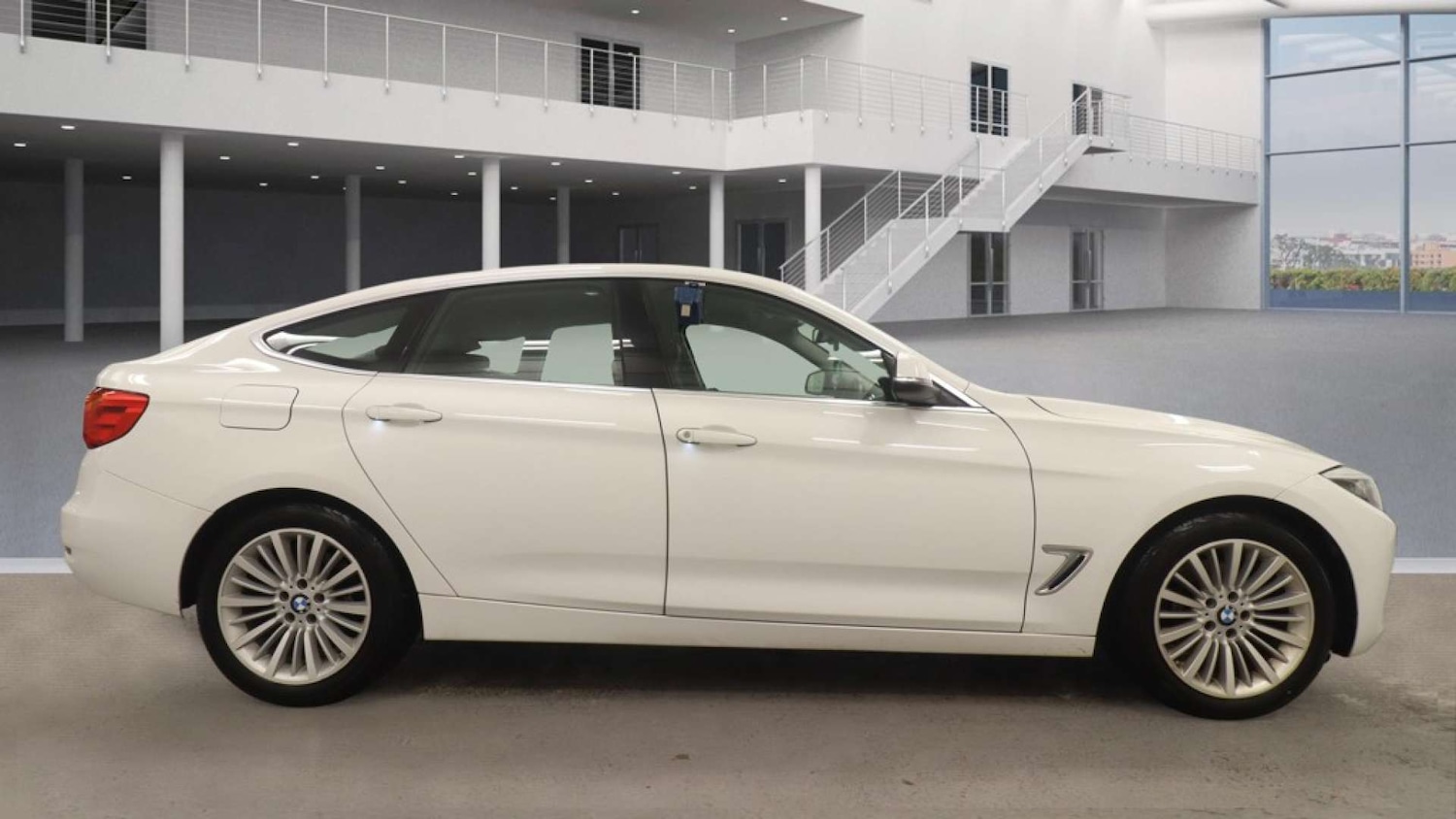 Used BMW 3 Series 2014 for sale - 76972335: Photo 7
