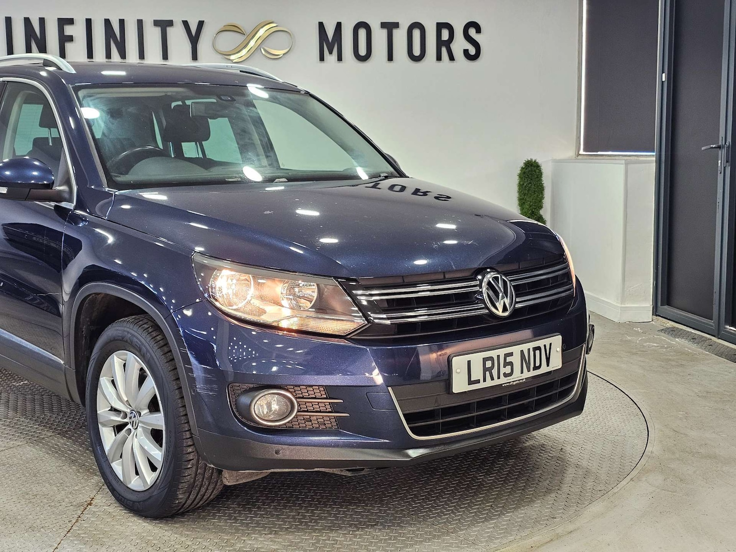 Used Volkswagen Tiguan 2015 for sale - 77125195: Photo 14
