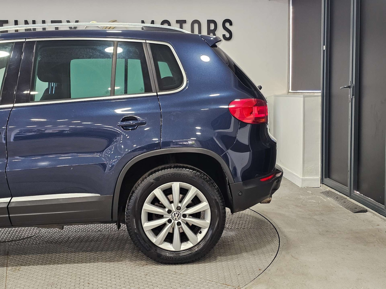 Used Volkswagen Tiguan 2015 for sale - 77125195: Photo 21