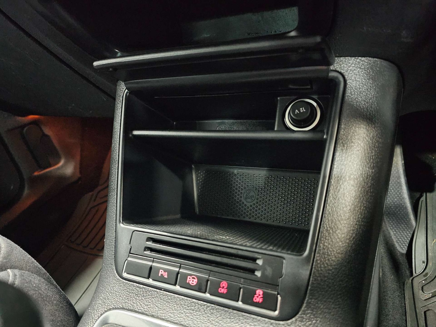 Used Volkswagen Tiguan 2015 for sale - 77125195: Photo 69