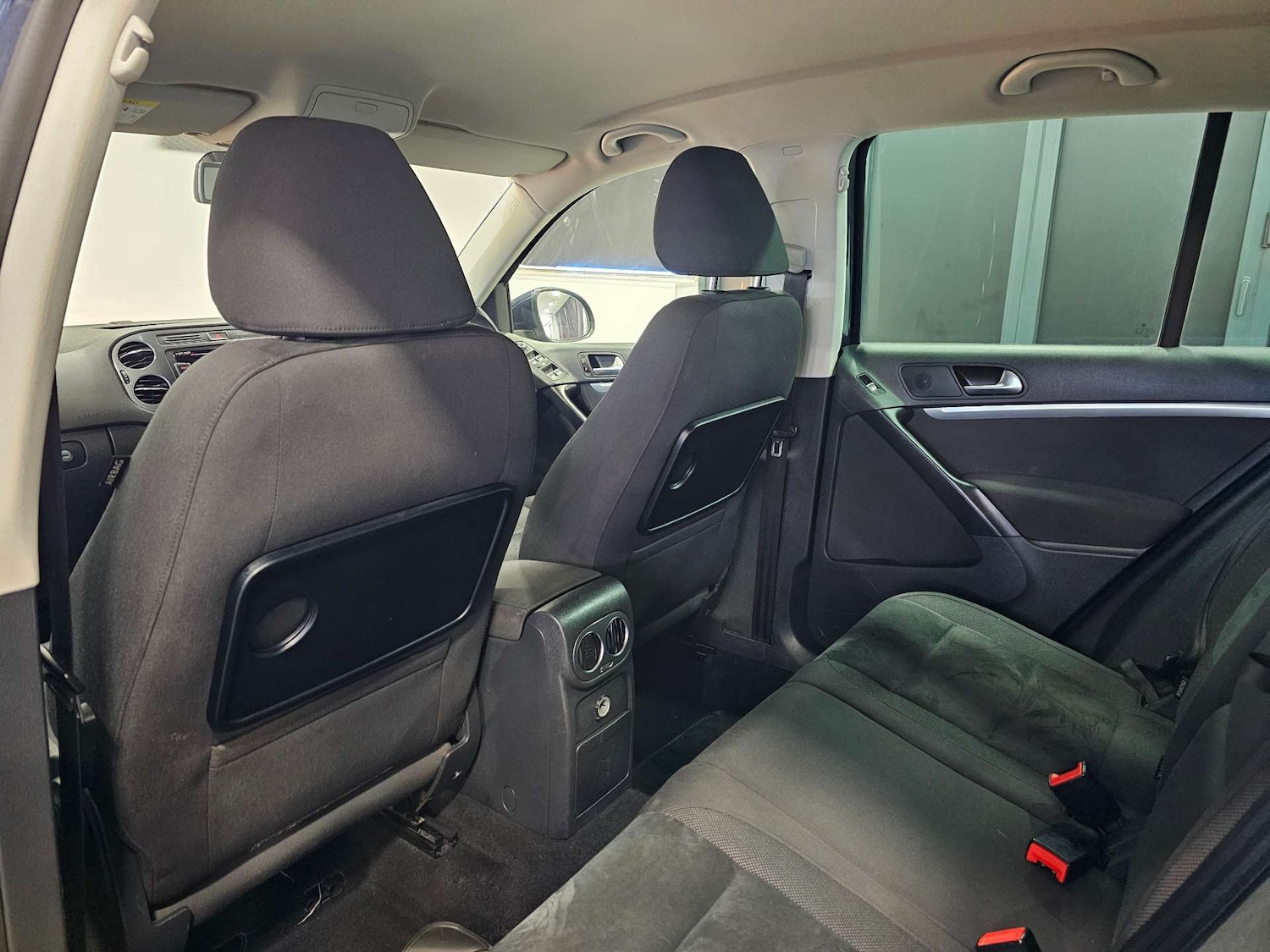 Used Volkswagen Tiguan 2015 for sale - 77125195: Photo 86