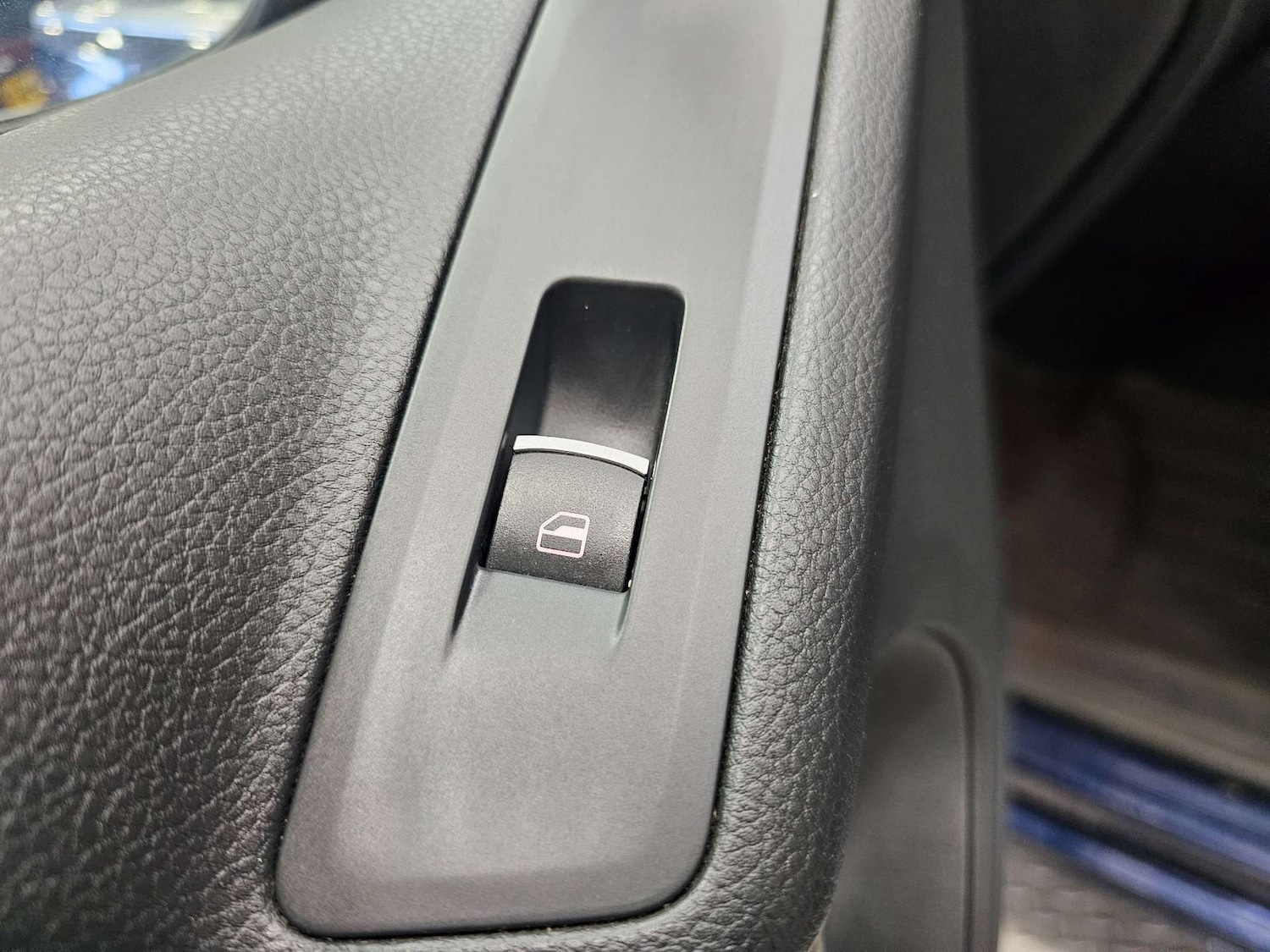 Used Volkswagen Tiguan 2015 for sale - 77125195: Photo 90