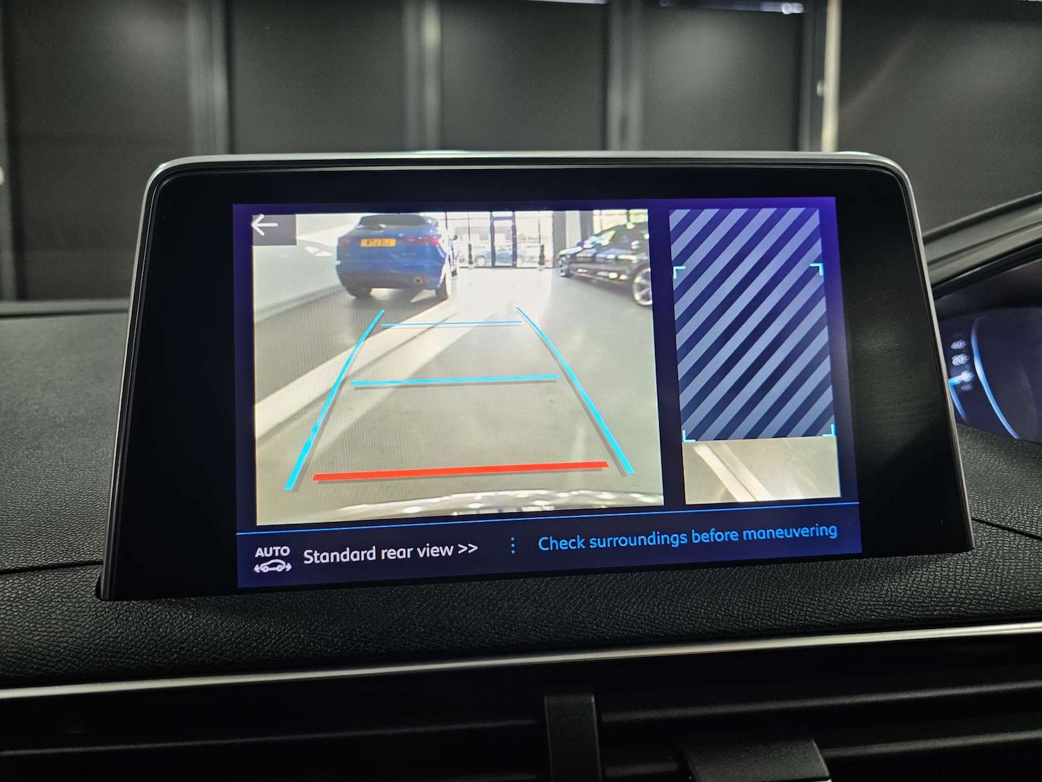 Used Peugeot 3008 2017 for sale - 77350595: Photo 2