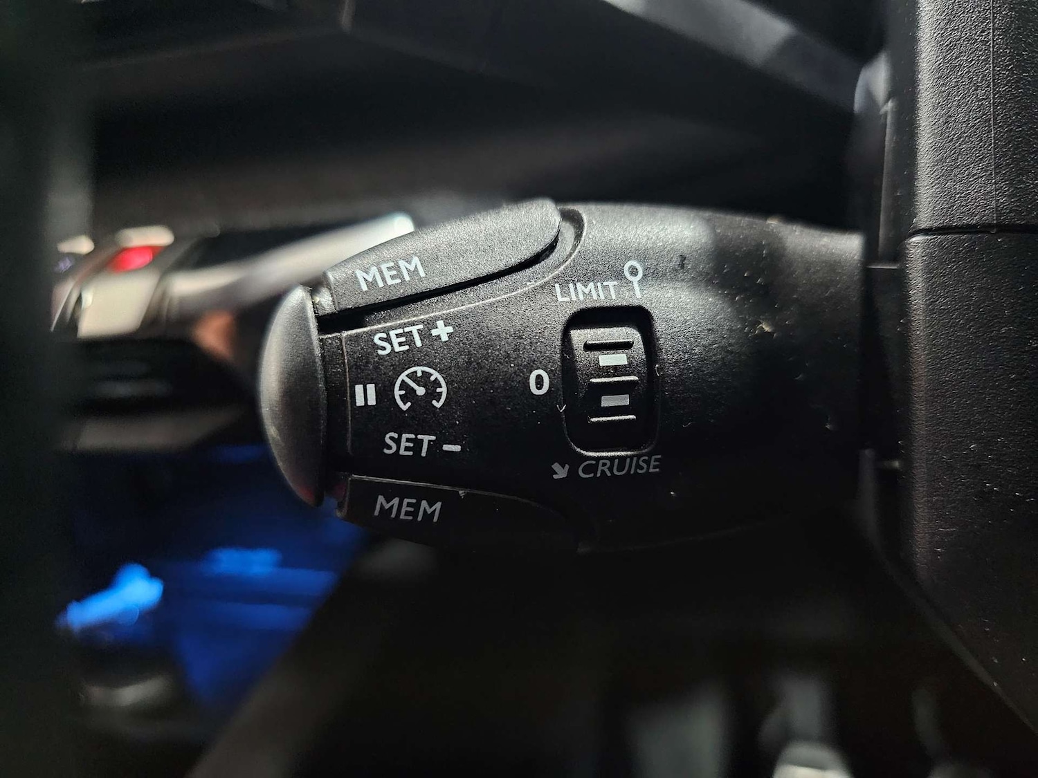 Used Peugeot 3008 2017 for sale - 77350595: Photo 47