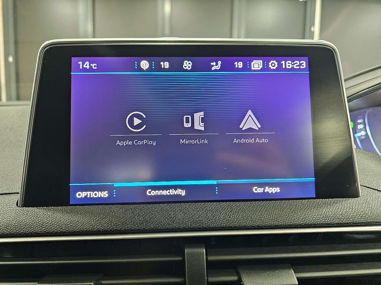 Used Peugeot 3008 2017 for sale - 77350595: Photo 7