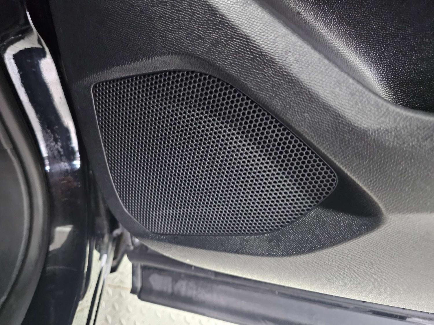 Used Peugeot 3008 2017 for sale - 77350595: Photo 84