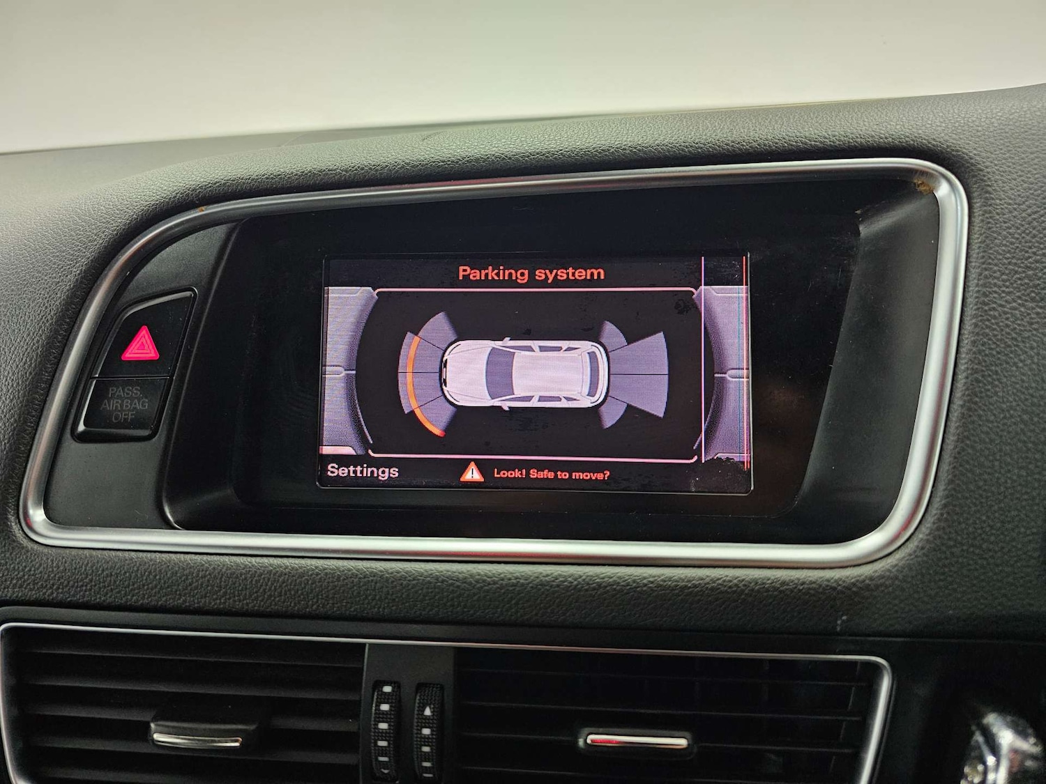 Used Audi Q5 2011 for sale - 78080741: Photo 10