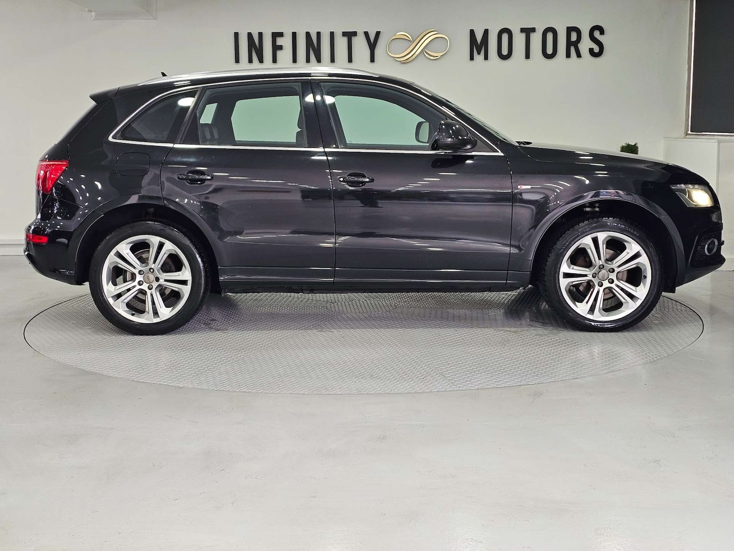 Used Audi Q5 2011 for sale - 78080741: Photo 31