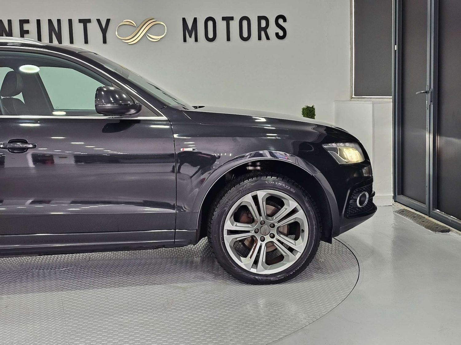 Used Audi Q5 2011 for sale - 78080741: Photo 32