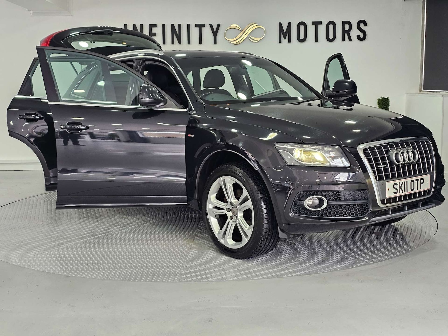 Used Audi Q5 2011 for sale - 78080741: Photo 39