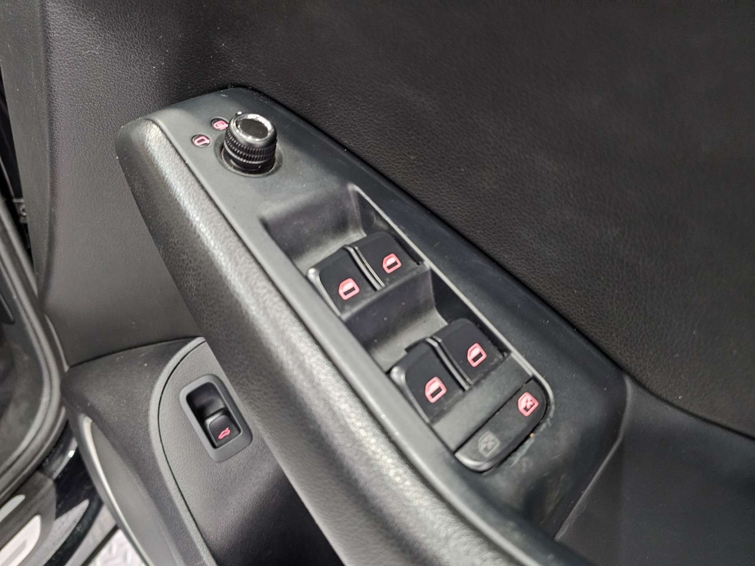 Used Audi Q5 2011 for sale - 78080741: Photo 50