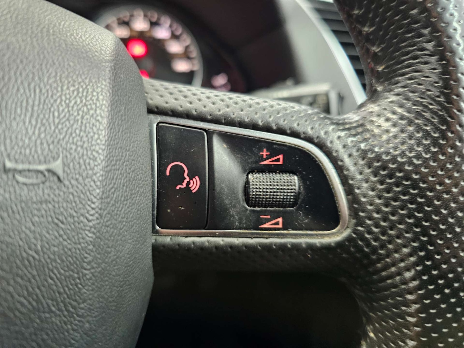 Used Audi Q5 2011 for sale - 78080741: Photo 57