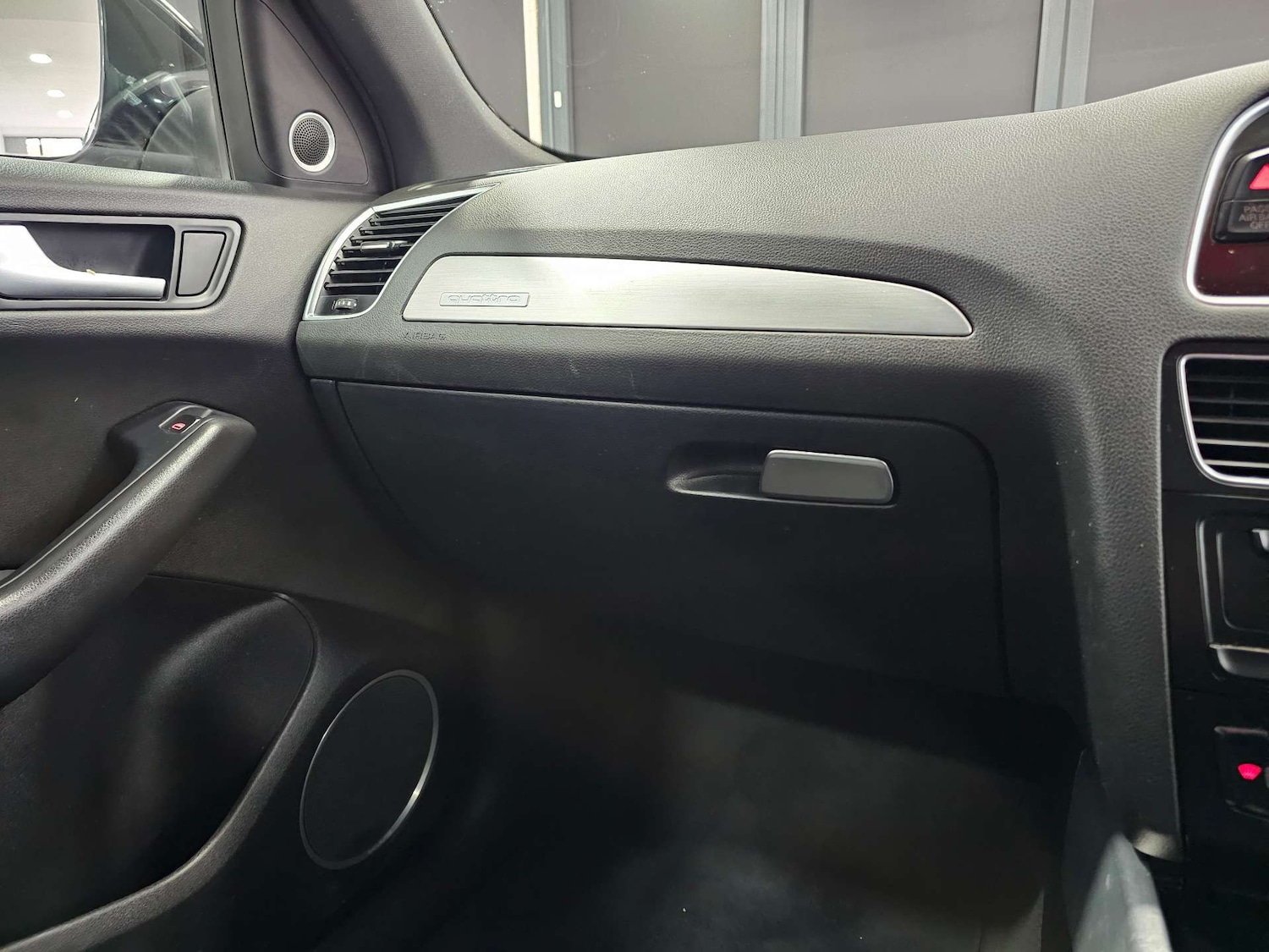 Used Audi Q5 2011 for sale - 78080741: Photo 70