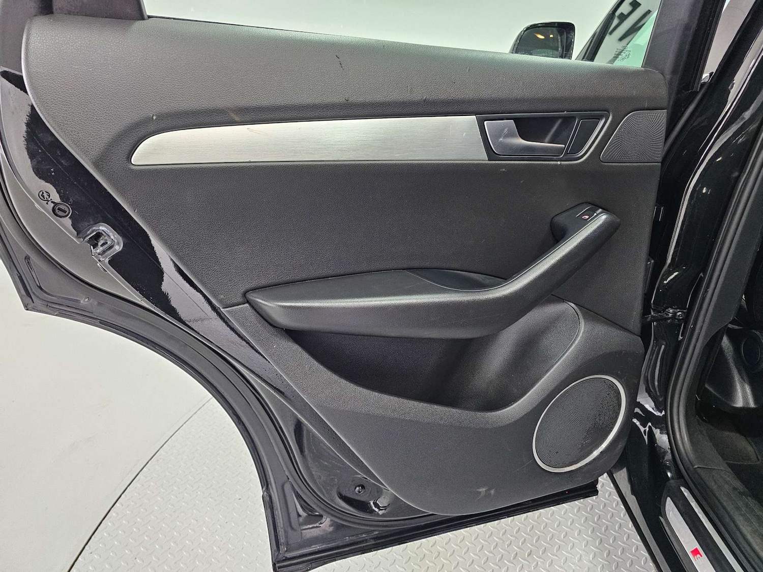 Used Audi Q5 2011 for sale - 78080741: Photo 77