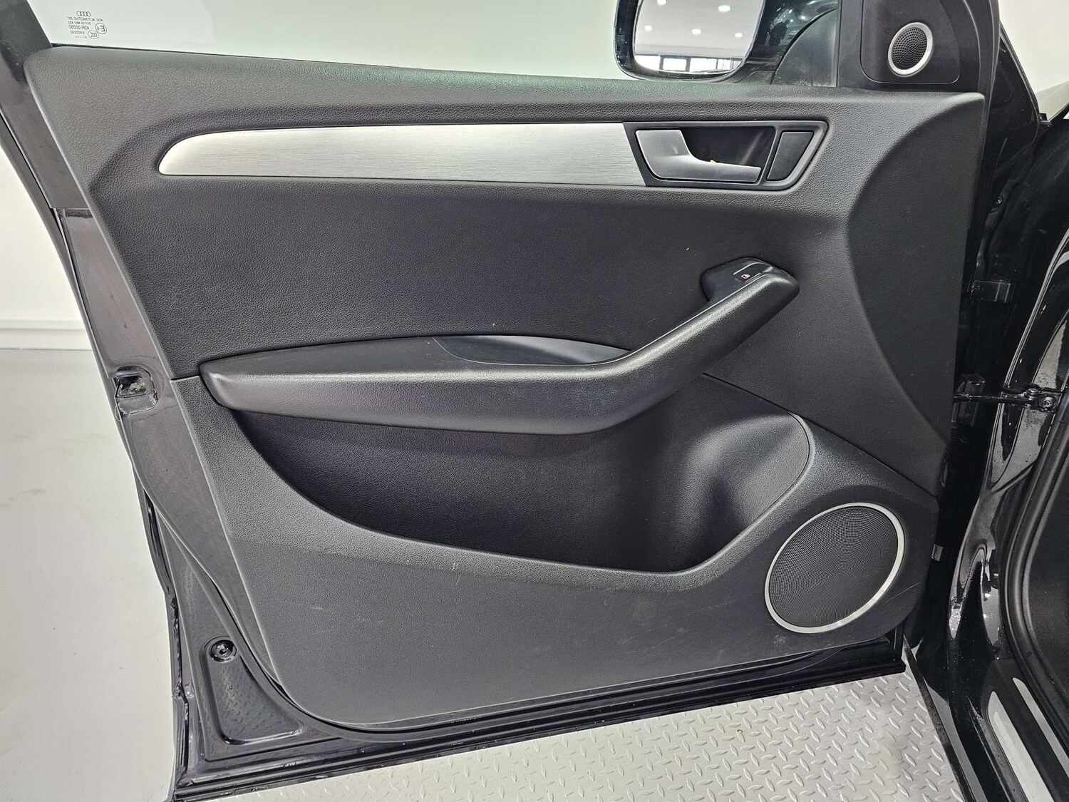 Used Audi Q5 2011 for sale - 78080741: Photo 82