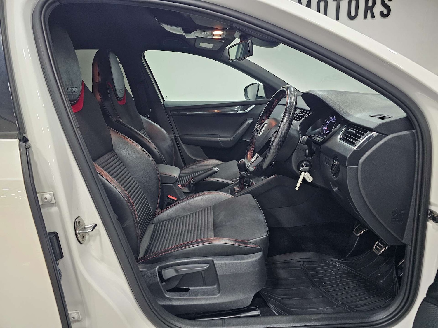 Used Skoda Octavia 2016 for sale - 77749076: Photo 3