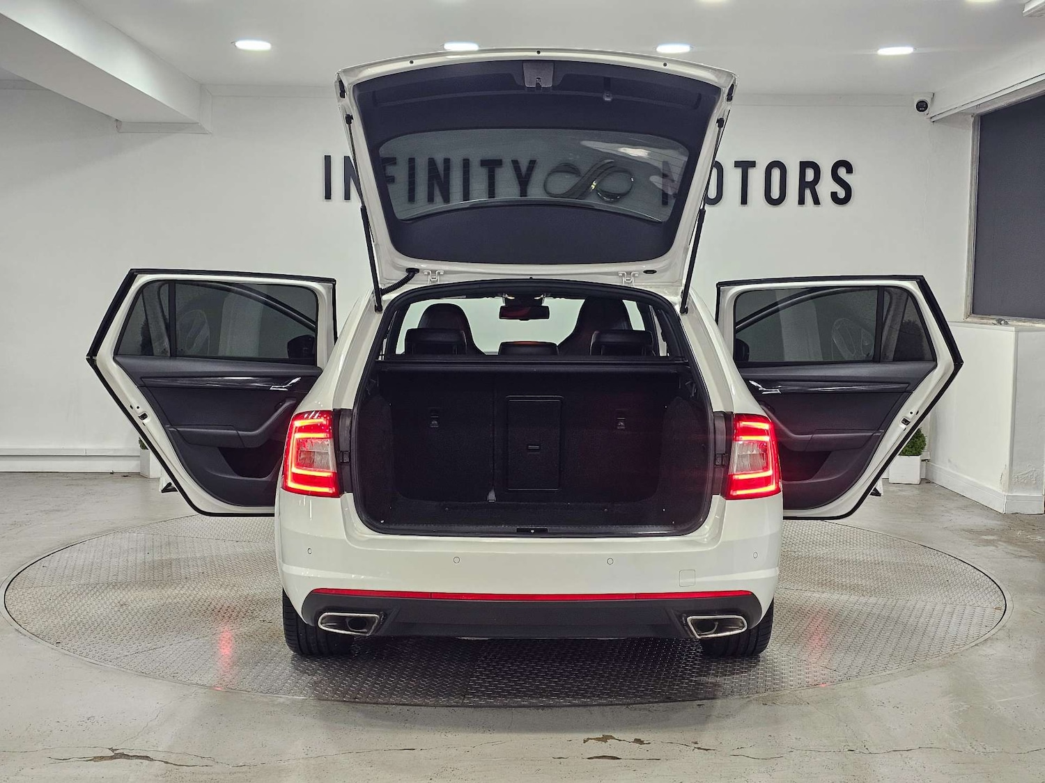 Used Skoda Octavia 2016 for sale - 77749076: Photo 44