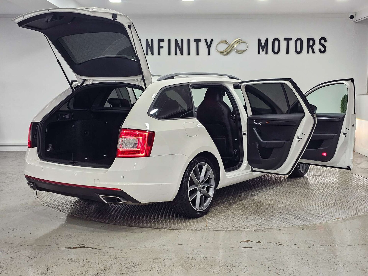 Used Skoda Octavia 2016 for sale - 77749076: Photo 45